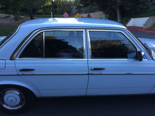 1979 Silver Mercedes-Benz 300-Series Sedan