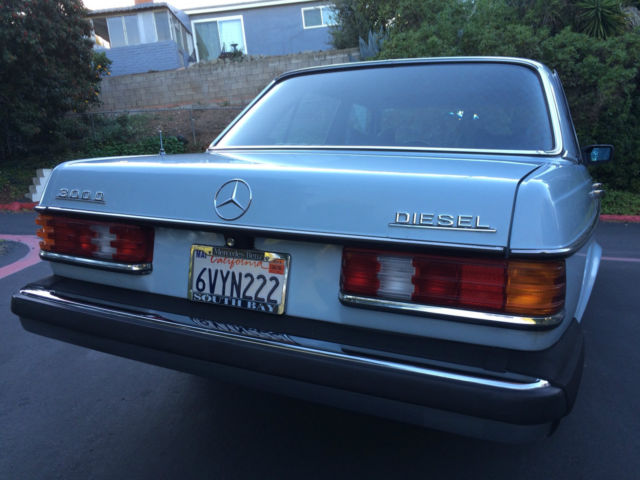 1979 Silver Mercedes-Benz 300-Series Sedan