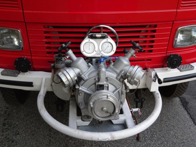 1979 Red Mercedes-Benz 409