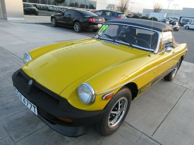 1979 Yellow MG B CONV CV