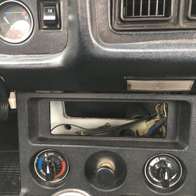 1979 White MG MGB Convertible