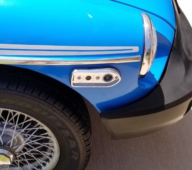 1979 Blue MG MGB