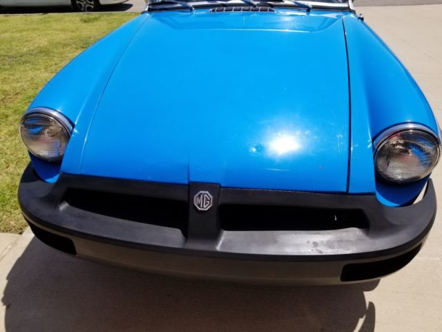 1979 Blue MG MGB