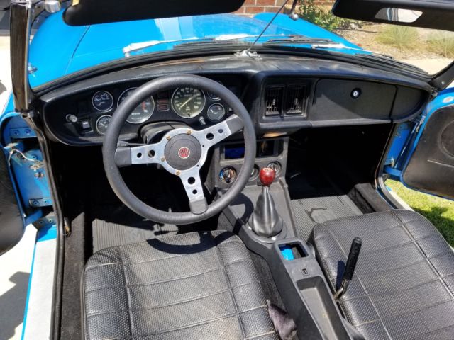 1979 Blue MG MGB