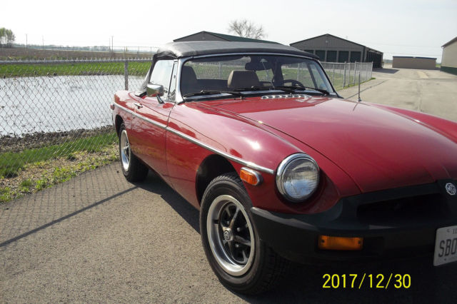 1979 Burgundy MG MGB CONVERTIBLE