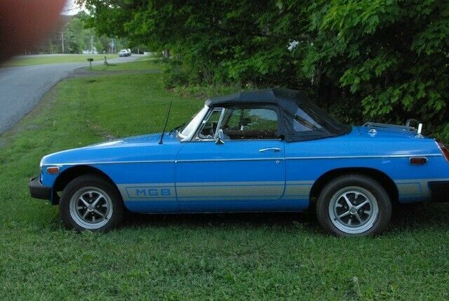 1979 Blue MG MGB Convertible