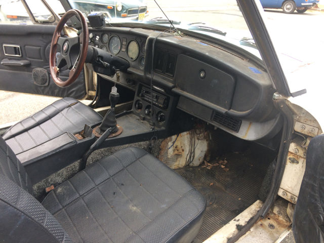 1979 White MG MGB Convertible