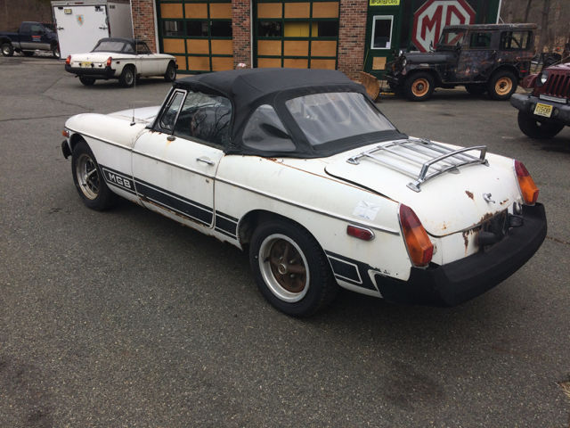 1979 White MG MGB Convertible