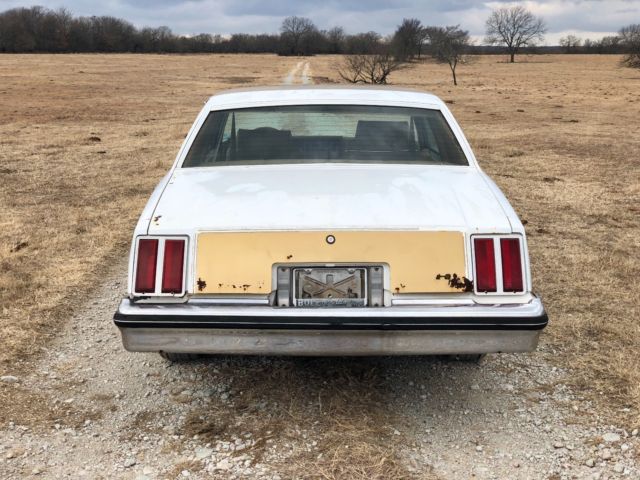 1979 White Oldsmobile Cutlass