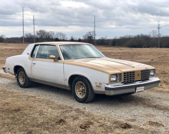 1979 White Oldsmobile Cutlass