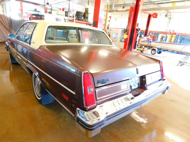 1979 Brown Oldsmobile Ninety-Eight Sedan