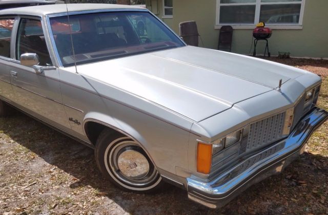 1979 silver Oldsmobile Ninety-Eight Sedan