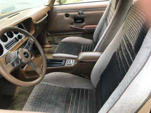 1979 Gold Pontiac Firebird Coupe