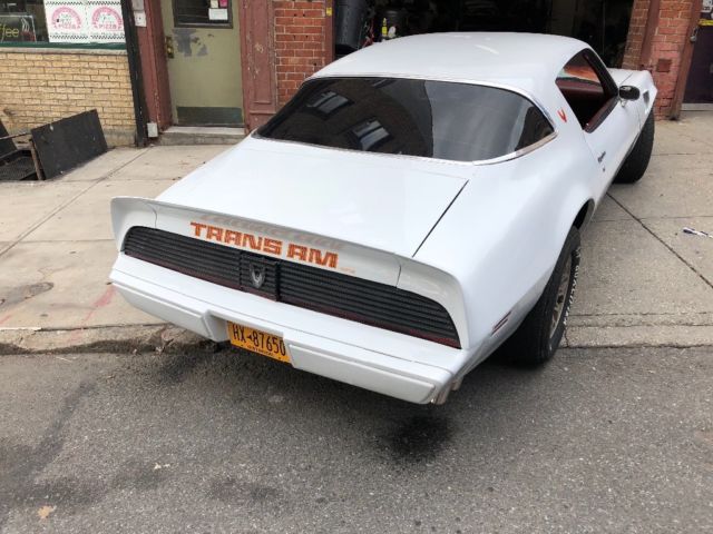 1979 White Pontiac Trans Am Coupe