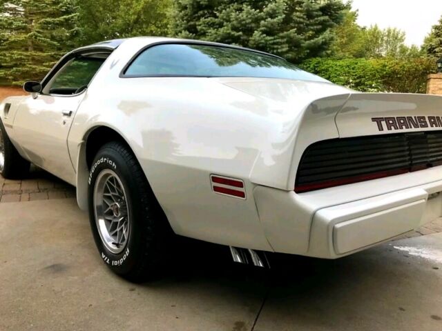 1979 White Pontiac Firebird Coupe