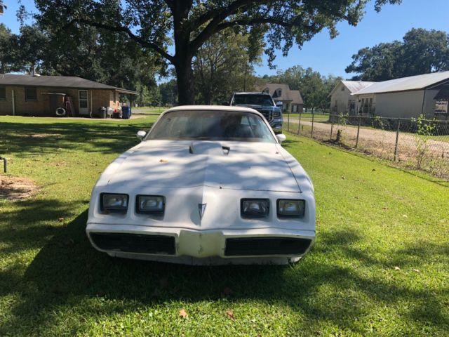 1979 White Pontiac Trans Am