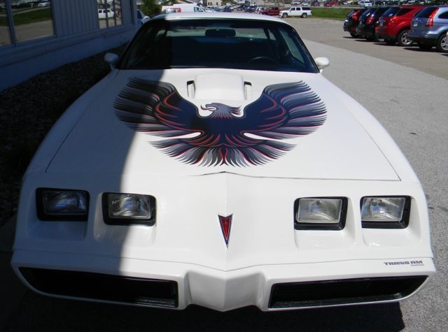 1979 White Pontiac Trans Am Coupe