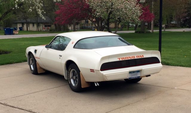 1979 White Pontiac Trans Am Coupe