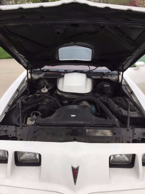 1979 White Pontiac Trans Am Coupe