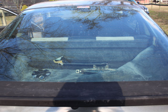 1979 grey Porsche 924 grand touring sports car