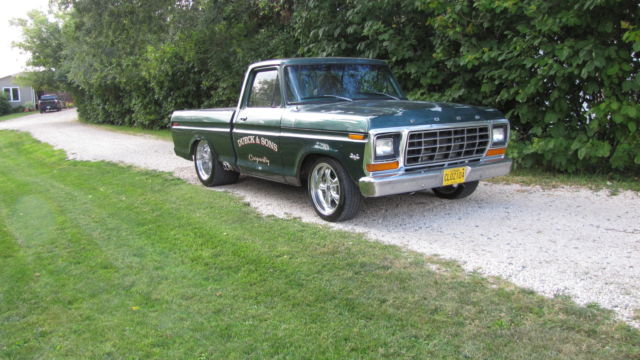 1979 Green Ford F-100 Cab & Chassis
