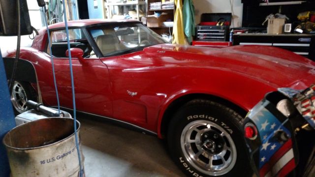 1979 Red Chevrolet Corvette GOOD