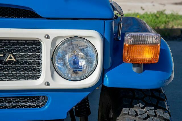 1979 Blue Toyota FJ Cruiser SUV