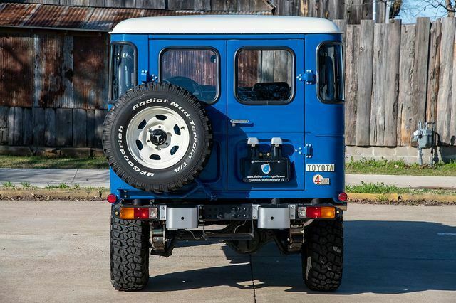 1979 Blue Toyota FJ Cruiser SUV