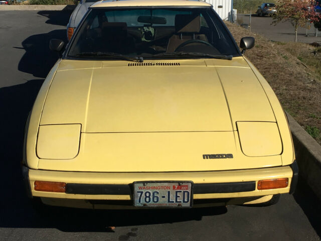 1979 Yellow Mazda RX-7 Coupe