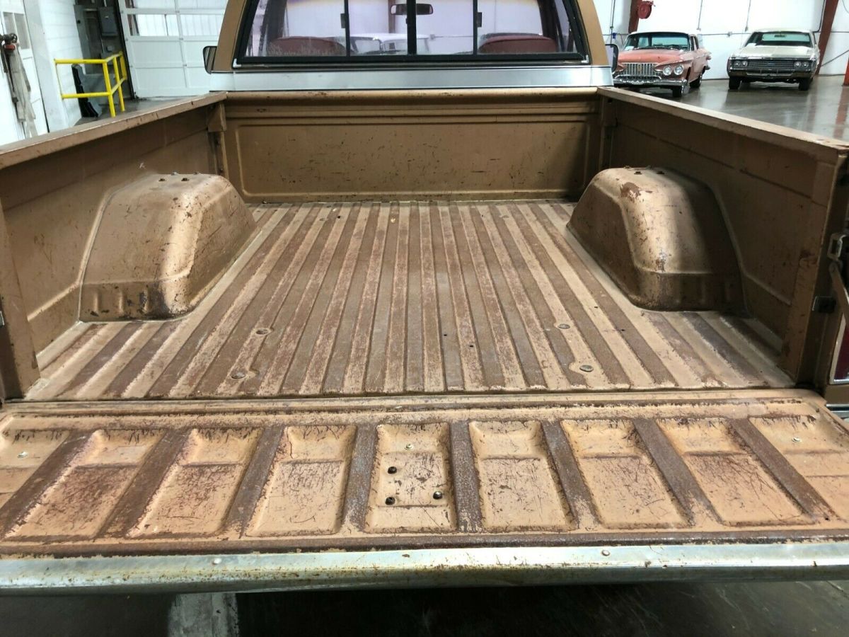 1979 Gold GMC Sierra 1500