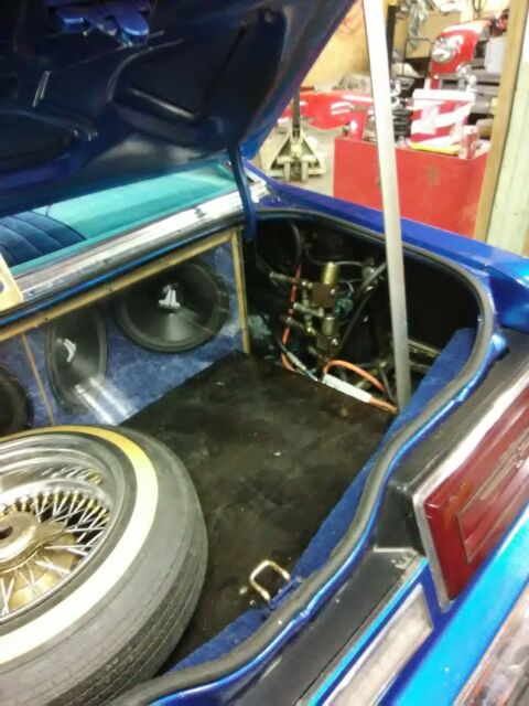 1979 Blue Ford Thunderbird Coupe