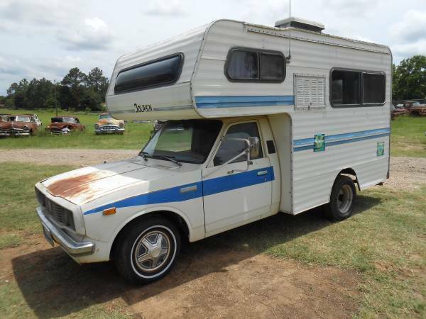 1979 White Toyota Dolphin Cab & Chassis