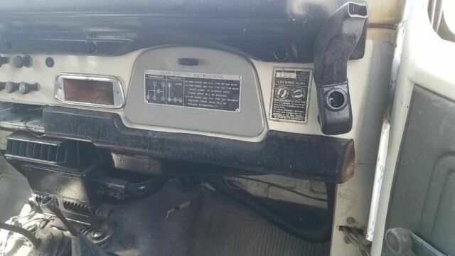 1979 White Toyota Land Cruiser Rig