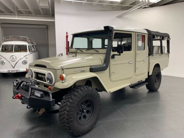 1979 Matte Dune Beige Toyota Land Cruiser --