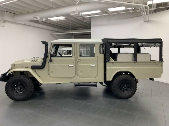 1979 Matte Dune Beige Toyota Land Cruiser --