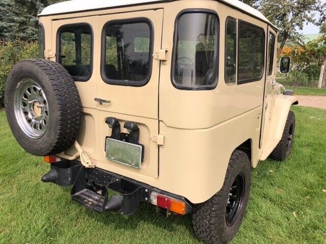 1979 Tan Toyota Land Cruiser SUV
