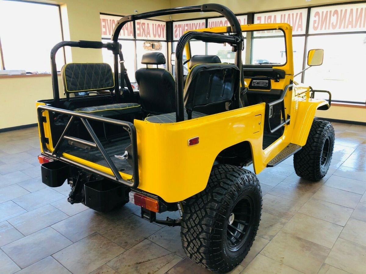 1979 Yellow Toyota FJ Cruiser SUV