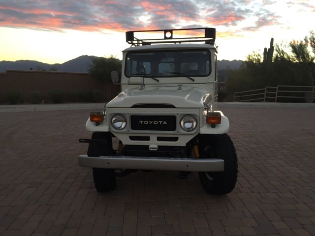 1979 White Toyota Land Cruiser