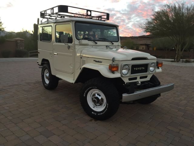 1979 White Toyota Land Cruiser
