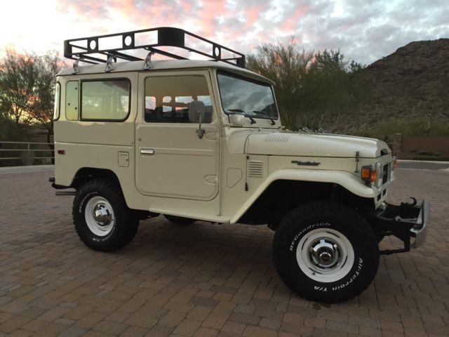 1979 White Toyota Land Cruiser