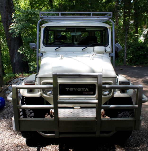 1979 White Toyota Land Cruiser