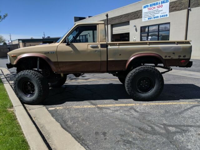 1979 Tan Toyota Pickup Standard Cab Pickup