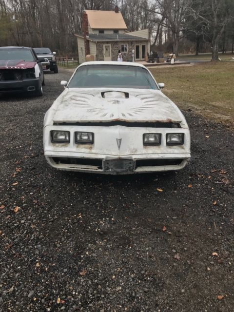 1979 White Pontiac Trans Am Coupe