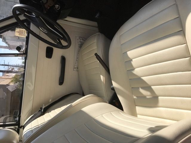 1979 White Volkswagen Beetle - Classic Convertible