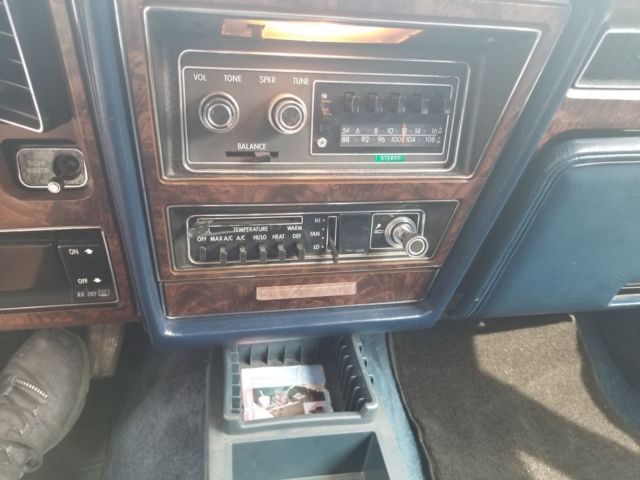 1979 White Chrysler New Yorker Sedan