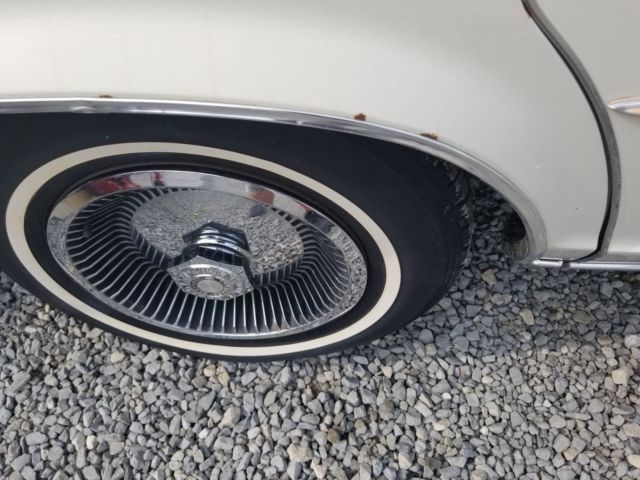 1979 White Chrysler New Yorker Sedan