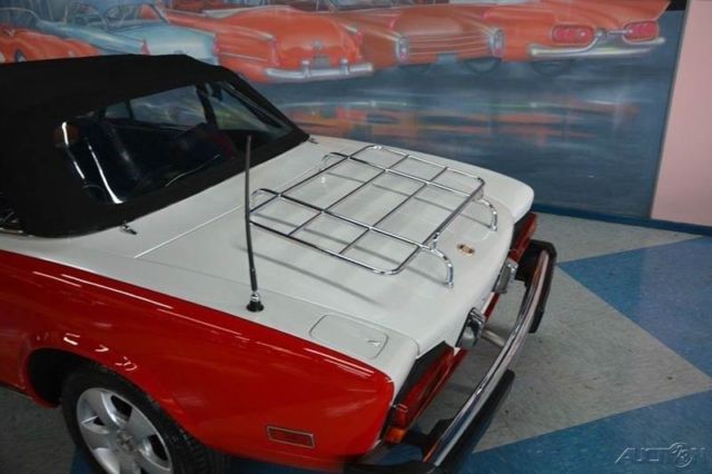 1980 Red Fiat 124 Spider