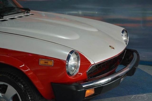 1980 Red Fiat 124 Spider