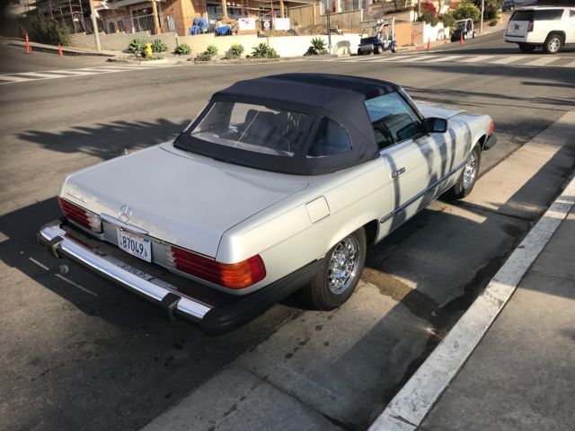 1980 Silver Mercedes-Benz SL-Class Convertible