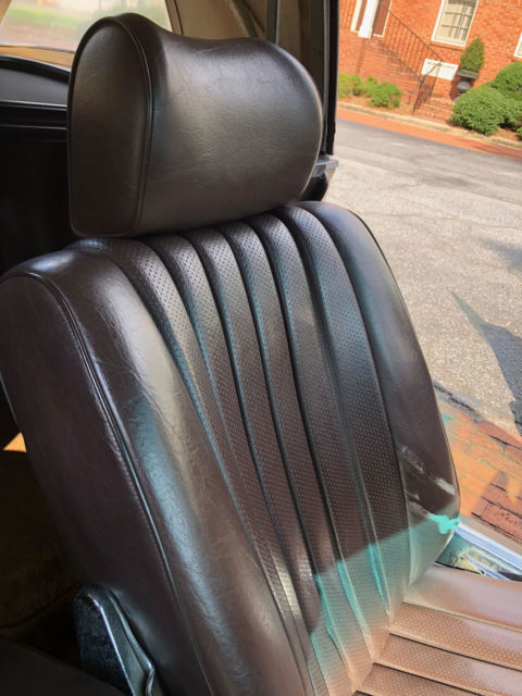 1980 Champagne Mercedes-Benz SL-Class Convertible